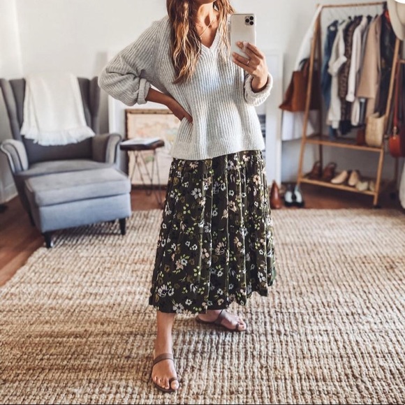 Madewell Cinch-Waist Tiered Midi Dress - Picture 2 of 4